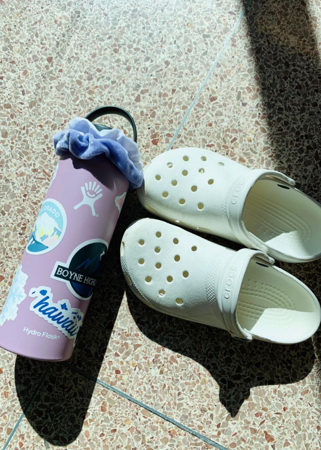 Every VSCO girl has a Hydroflask and Crocs.